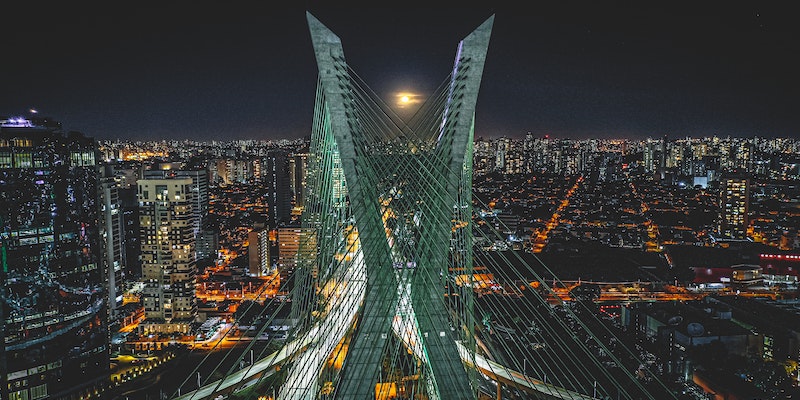 O que fazer a noite em São Paulo. Foto: Pexels / Sergio Souza